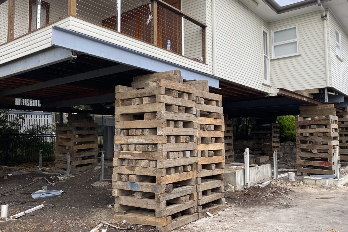 House lift (Whitehill) - Larsens Lifestyle Constructions 1